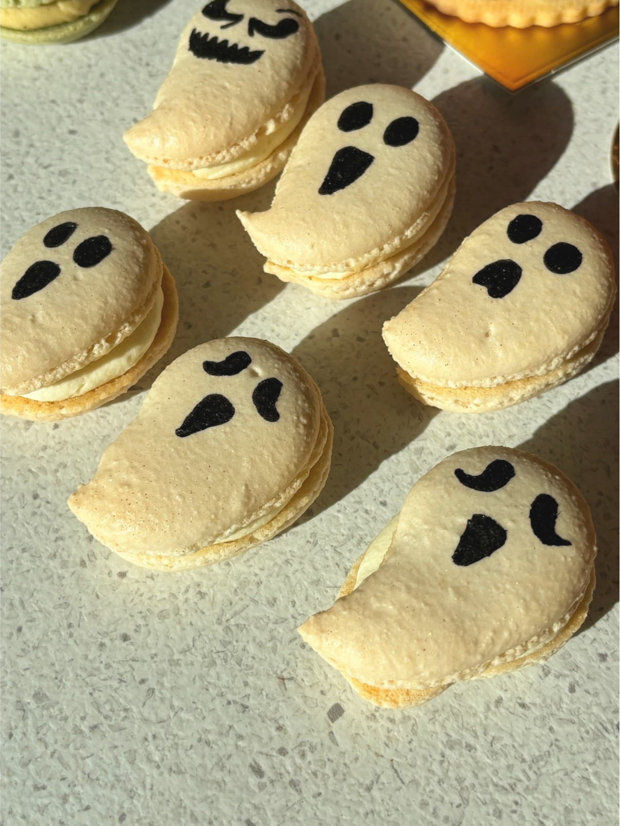 Ghost Macaron
