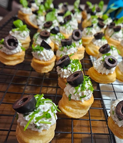 Petit fours